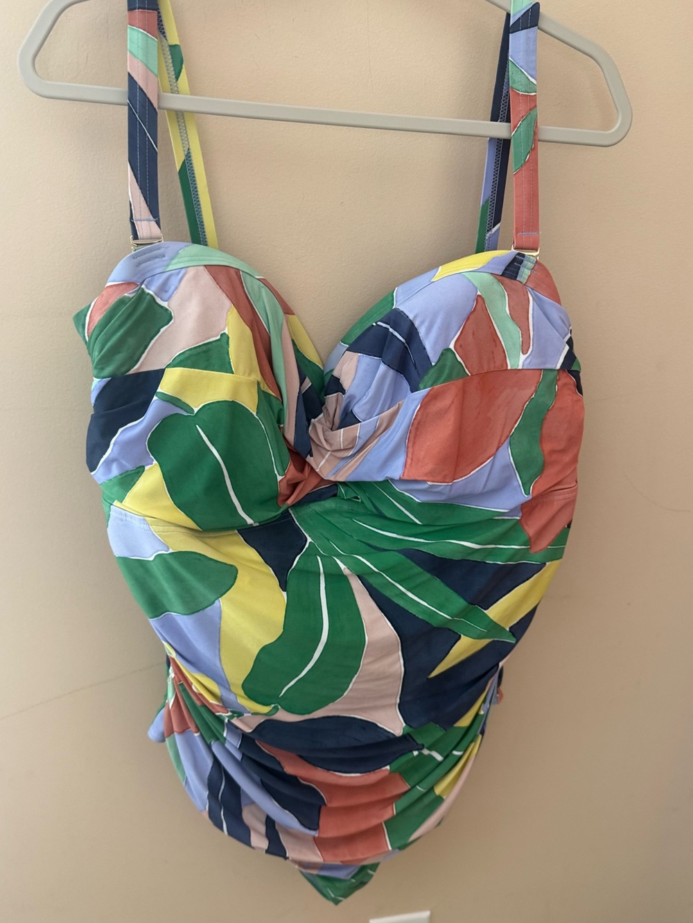 Artesands bathing suit floral design plus swim supportive cups size 20 DD